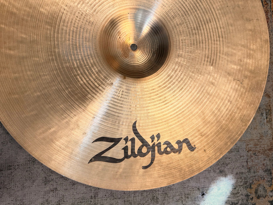 Zildjian K PRE AGED DRY LIGHT Ride 20” THINNER Model Only 1946 g CRASHABLE! Versatile