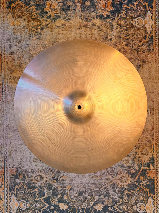 1950s Vintage ZILDJIAN 20" DARK Ride or Crash GORGEOUS 2120 g Sounds Awesome Versatile