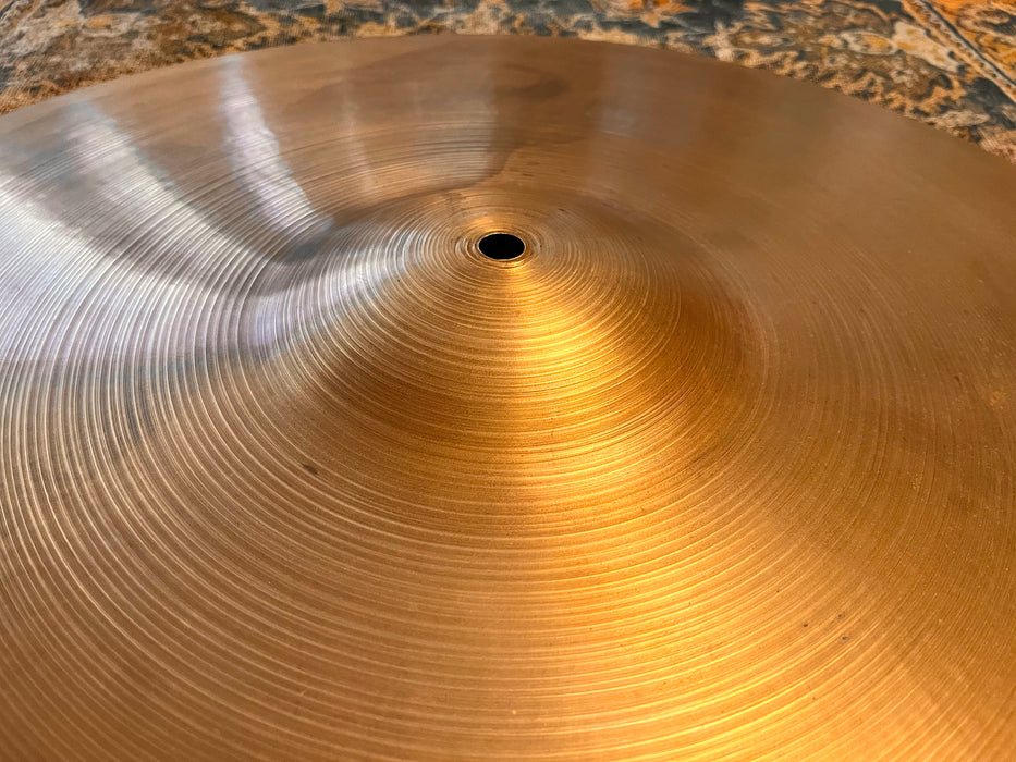 Vintage Zildjian 1950s 24” Ride Crash 3274 g VERY SWEET Sounding! Hand Hammered Light and Crashable!