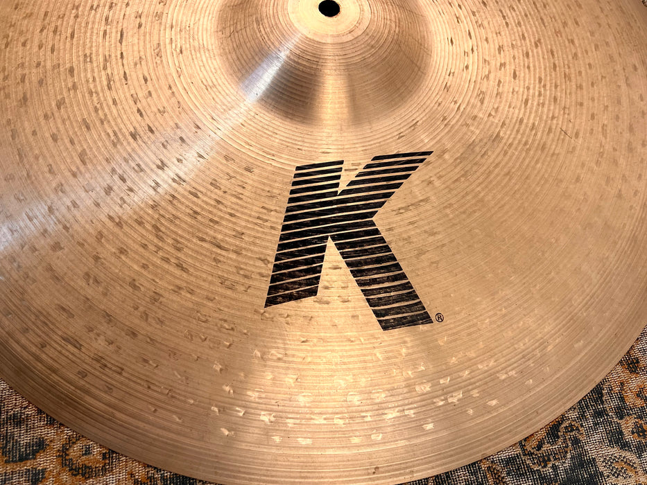 Zildjian K CUSTOM Medium Ride 22” 2726 g SEMI-DRY 1/2 Traditional 1/2 Brilliant! Don’t Pay $570?????