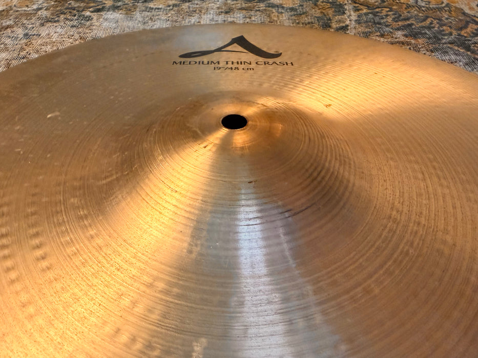 Fantastic ZILDJIAN 19” Medium Thin Crash Bendable Edges! CLEAN! Great Sounding One! 1674 g Don’t Pay $380!!