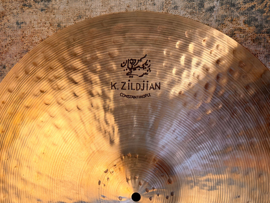Zildjian K CONSTANTINOPLE Medium Ride 22” DARK DRY IMMACULATE Condition! 2714 g DON’T Pay l $800 For A Guess!!