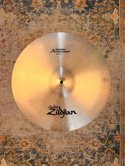 Zildjian Medium Thin Crash 18” FULL & Projects Well! Super CLEAN! 1592 g