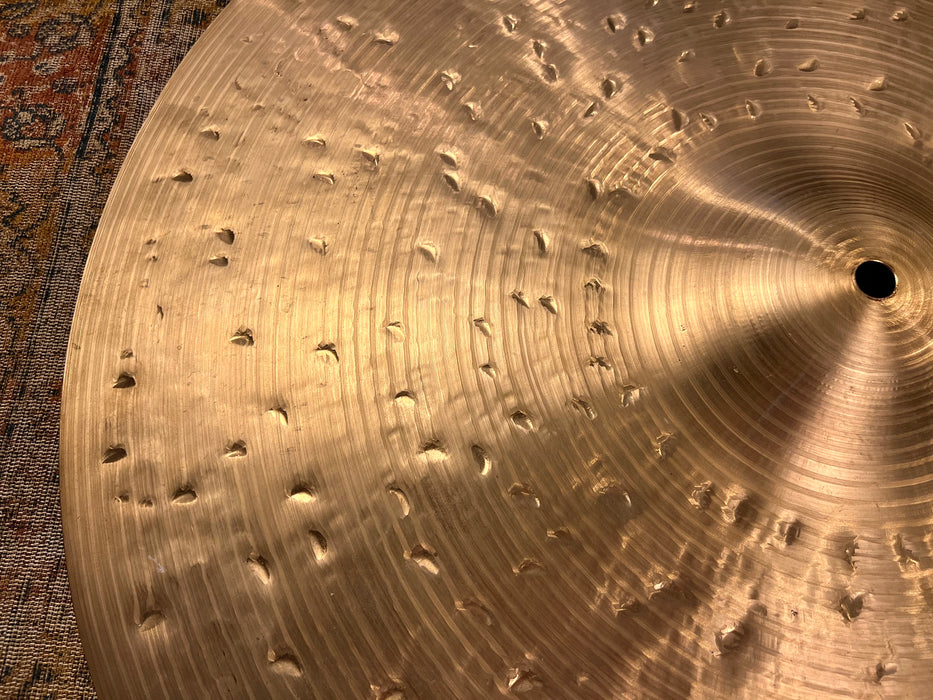 ULTRA DARK LOW Murat Diril 22” Medium Light Ride 2810 g COMPLEX DEEP HAMMERED