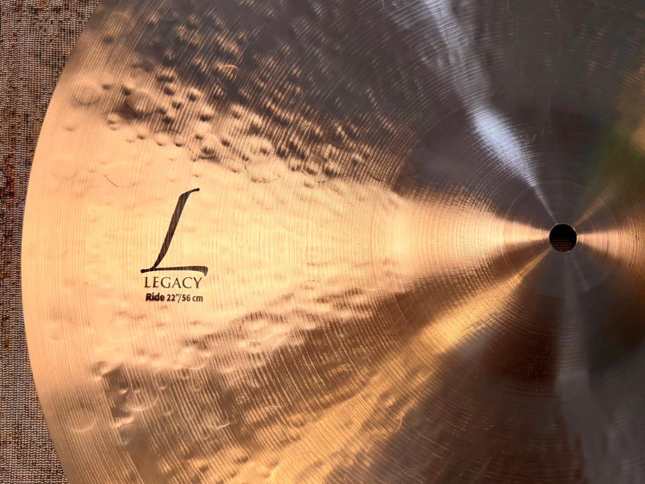 Sabian HHX LEGACY Ride 22” IMMACULATE! Dark! Versatile! 3062 g Don’t Pay $634 FOR A GUESS