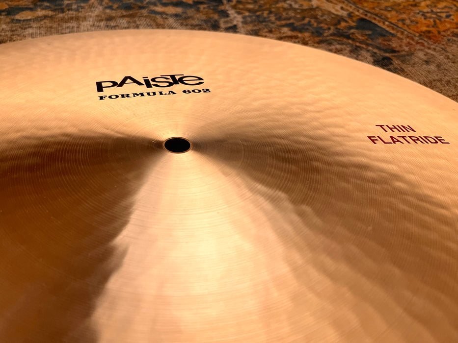 Paiste 602 THIN FLAT RIDE 18” Only 1460 g Shimmering WOBBLE Crystalline Tone! DON’T $570!