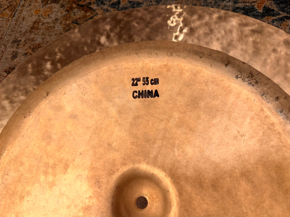 HUGE WIDE EDGE Massive 22” Masterwork China Swish 1686 g Super Old School Responsive COMPLEX!