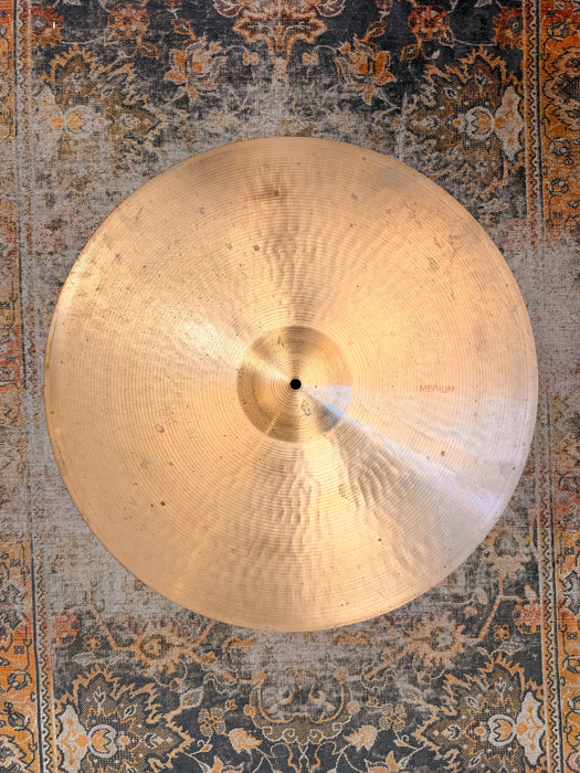 Rare Vintage Paiste 602 Pre Serial 22” FACTORY “MEDIUM” Ride Crash at ONLY 2790 g CLEAN Light and SHIMMERING! Sounds Amazing!