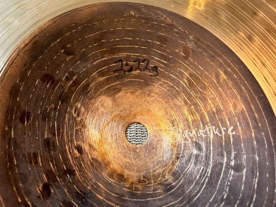 UNIQUE TIMOTHY ROBERTS SIGNATURE 22" Ride Crash Dark Complex & Smoky! 2522 g Low Profile! PERFECT