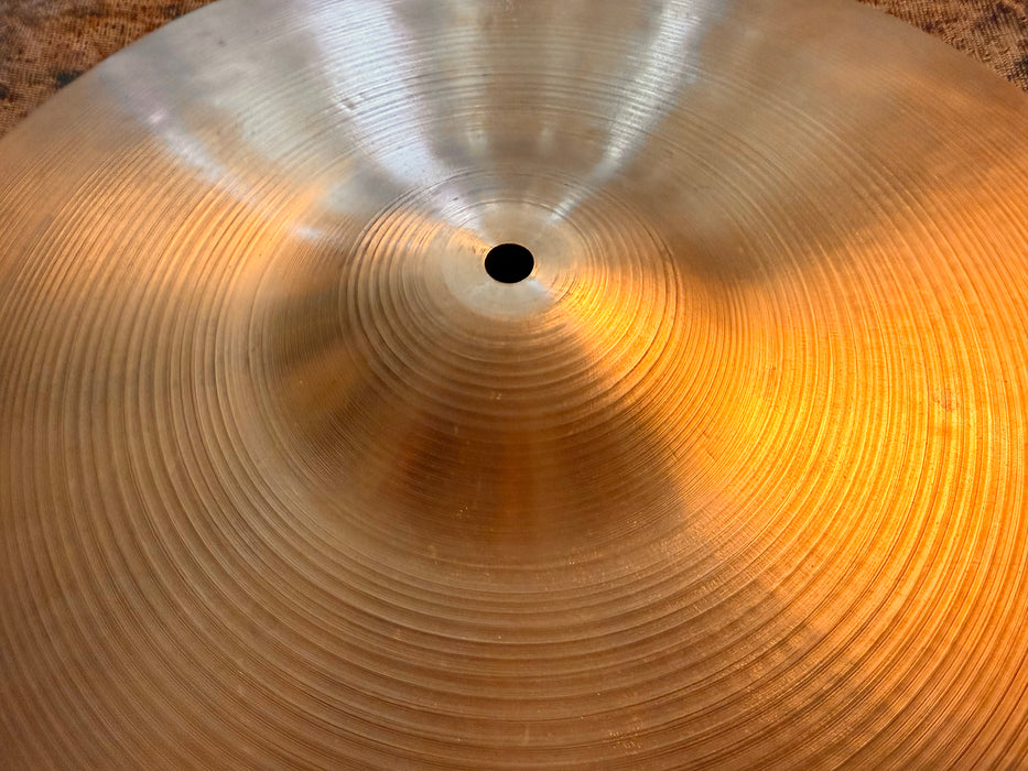 Vintage Zildjian 1960s THIN CRASH 17” GREAT ONE! Only 1188 g Rounded Over Bell! Smooth & Full