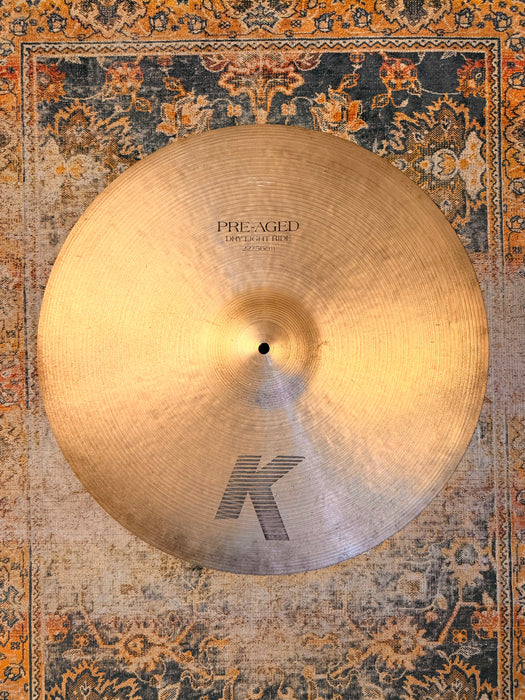 Very Rare Discontinued Zildjian K PRE AGED DRY LIGHT 22” Ride 2472 g CRASHES Magnificently! EARLY ONE!