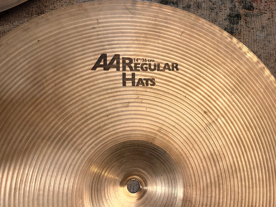 VERSATILE CRISP Sabian NEW BEAT Hihats 14” 1036 1454 g Clean Sounding!  Articulate!