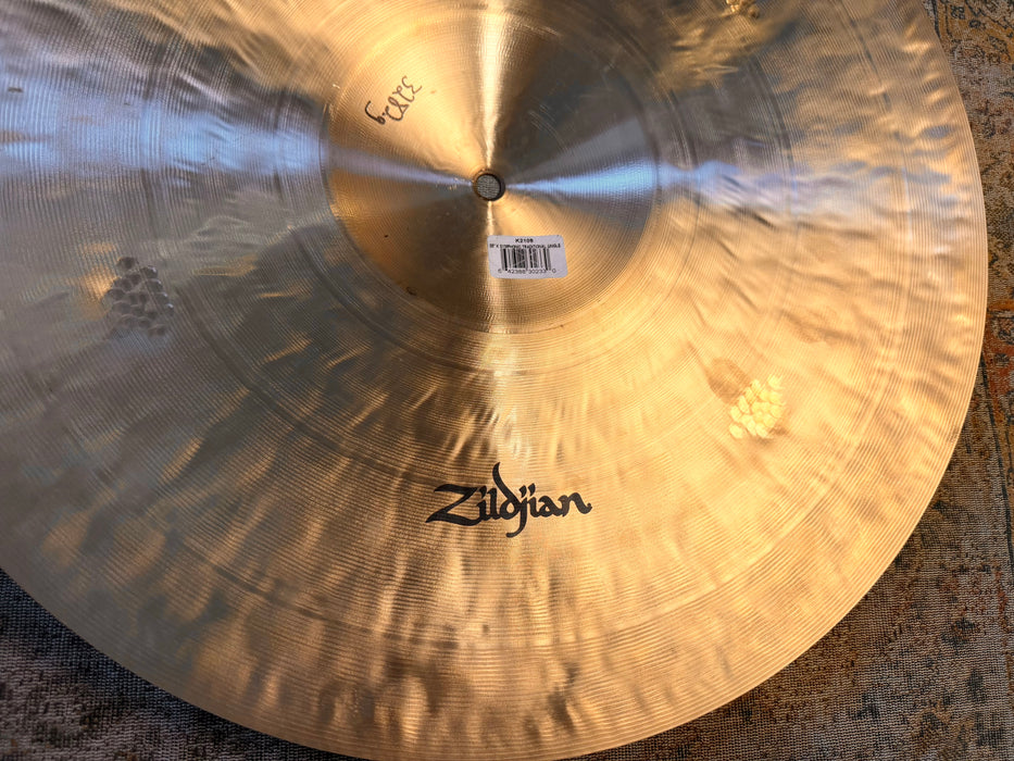 Zildjian K MEGA BELL? COULD BE! 20” PENETRATING K BELL at 3282 g Cluster Hammering IMMACULATE