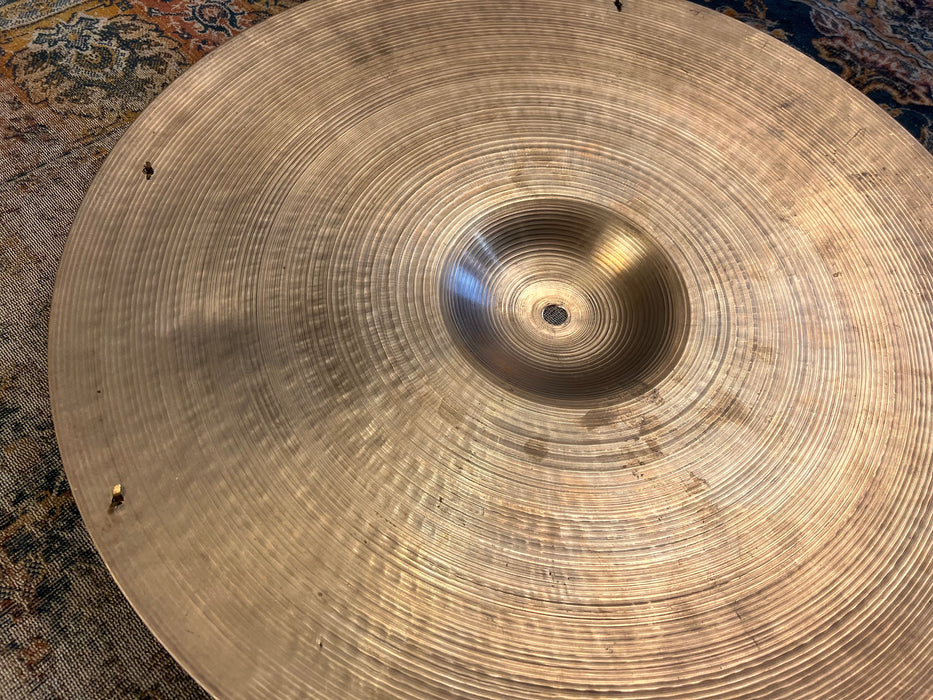 Light Complex Hand Hammered 1960s Vintage Zildjian 20” Sizzle Ride 2042 g