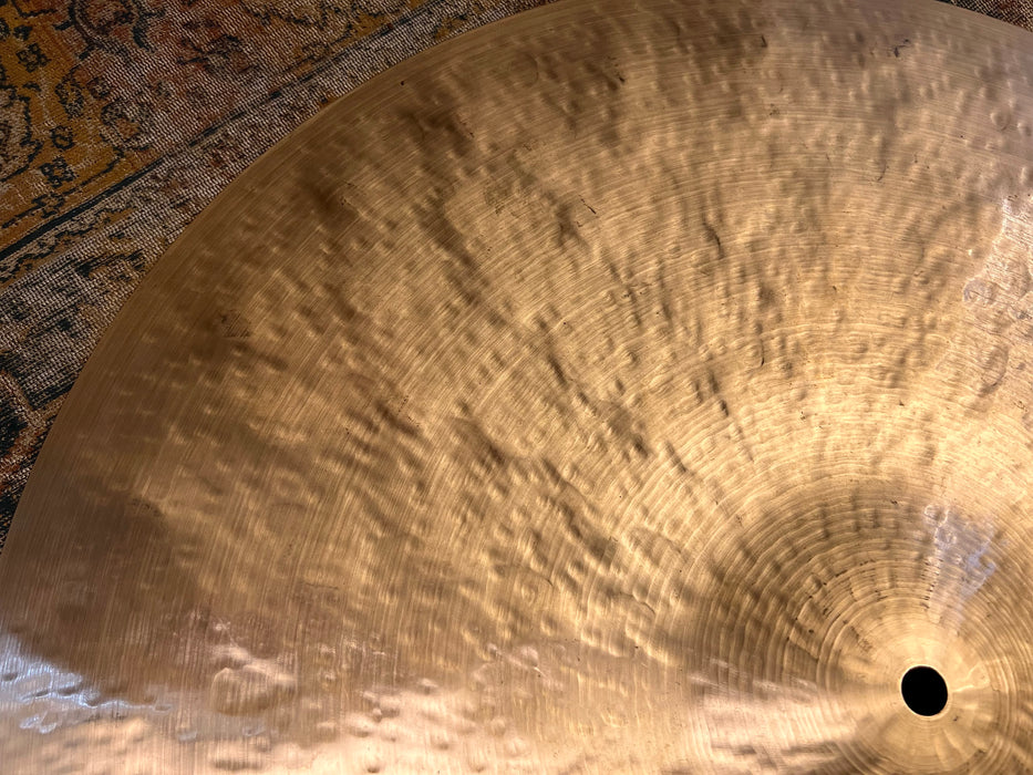 Complex Airy Sabian ARTISAN LIGHT RIDE 22” 2410 g  Don’t Pay $800