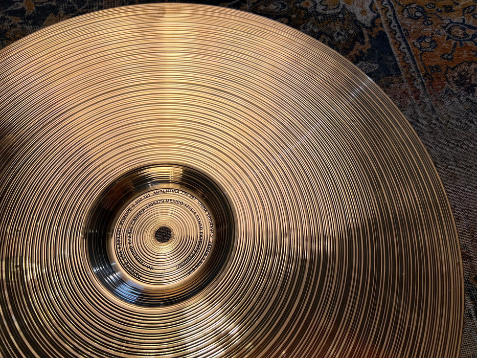 RARE Discontinued Paiste Signature FLAT BELL CRYSTAL CRASH 18” 1487 g CLEAN