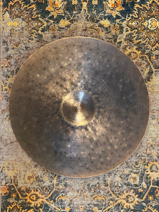 Bendable THIN Istanbul AGOP OM Crash 18” 1222 g Fantastic Cd