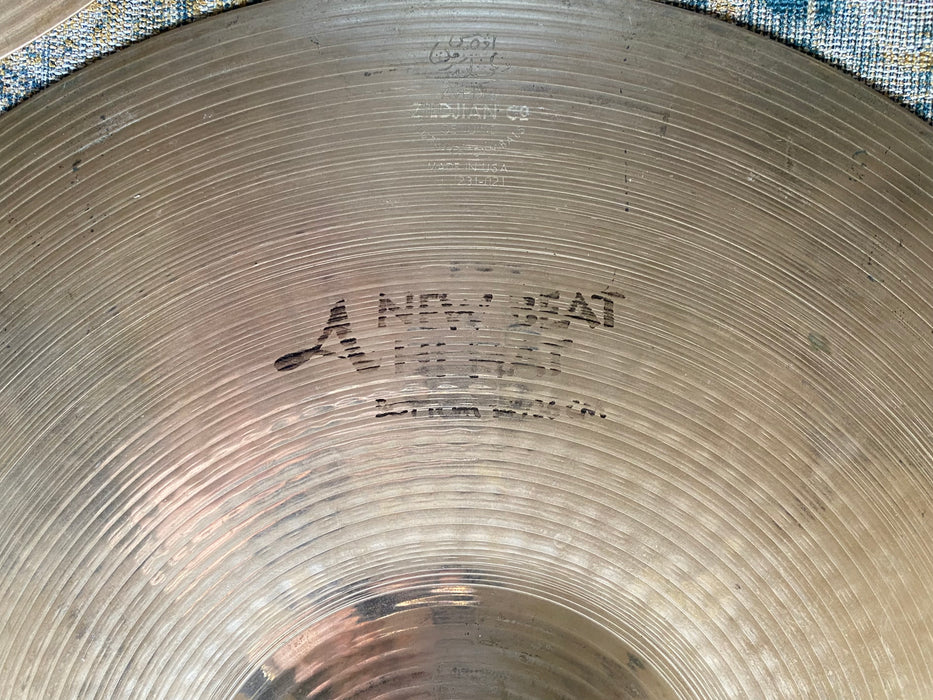 CRISP DARKER BRILLIANT Zildjian New Beat Hihats 14” 1076 1358 g SHIMMERING
