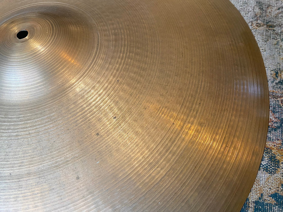 Dark DRY 1960s Vintage Zildjian 22” Ride 3732 g Fantastic