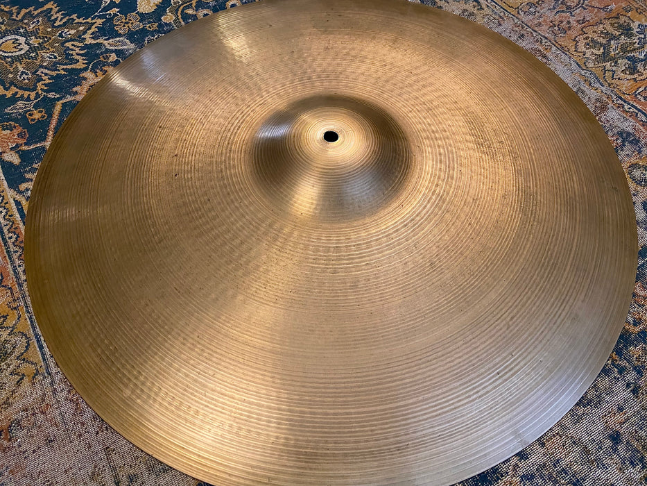 Dark DRY 1960s Vintage Zildjian 22” Ride 3732 g Fantastic