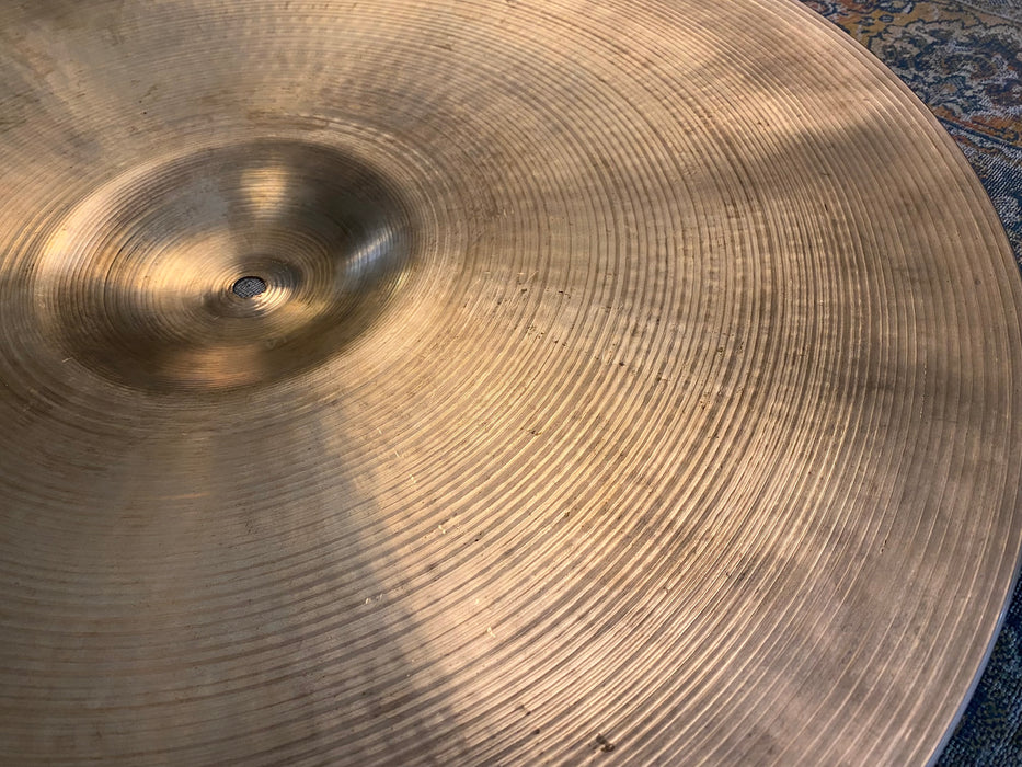 Dark DRY 1960s Vintage Zildjian 22” Ride 3732 g Fantastic