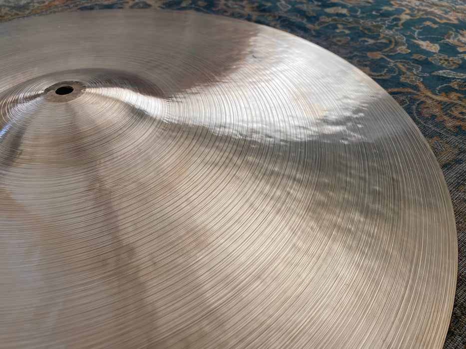 Unique Custom Borba Warm Dark Complex Thin Ride 22” 2198 g PERFECT